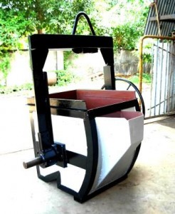 Square Shape Treatment Ladle